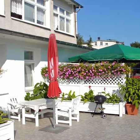 Homestay Appartementhaus Im Ostseebad